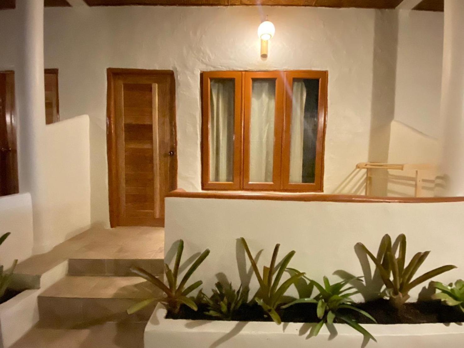 Ubox Samui Hostel - Chaweng Beach Exterior photo