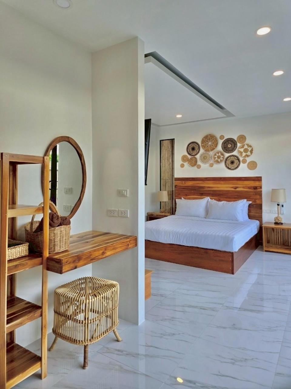 Ubox Samui Hostel - Chaweng Beach Exterior photo