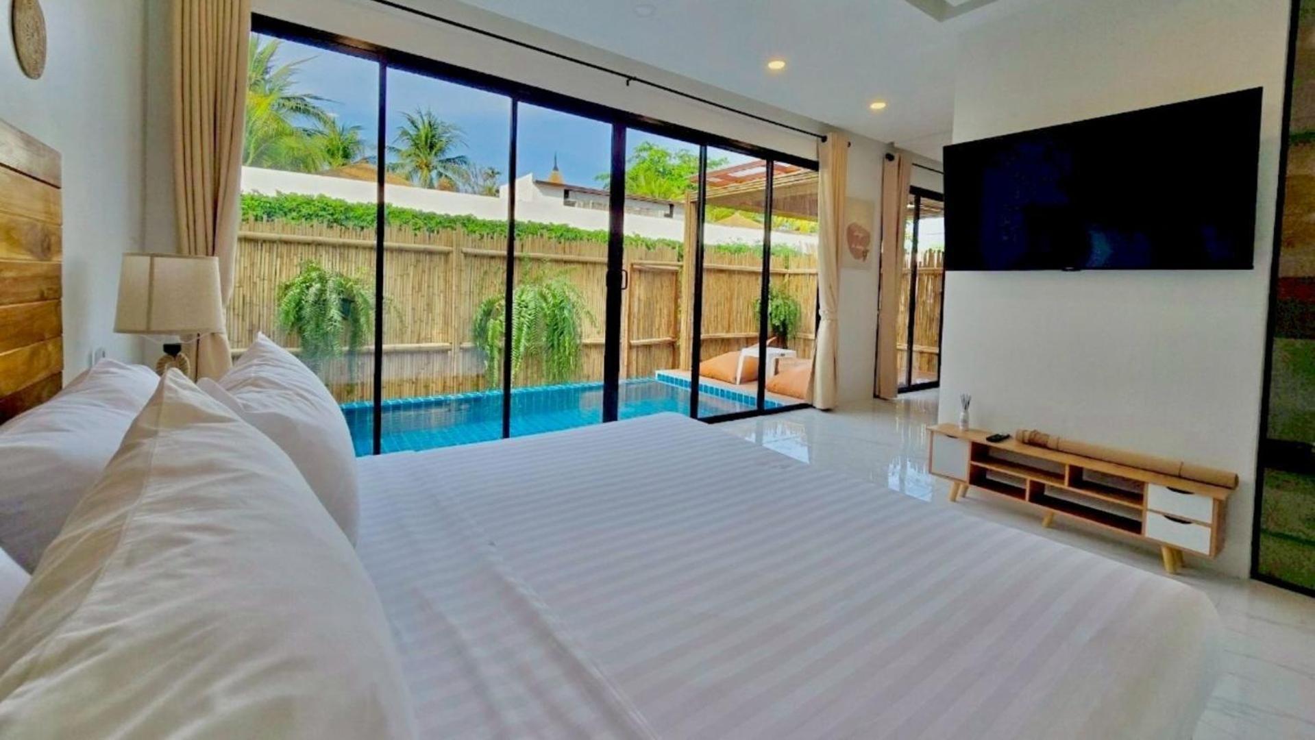 Ubox Samui Hostel - Chaweng Beach Exterior photo