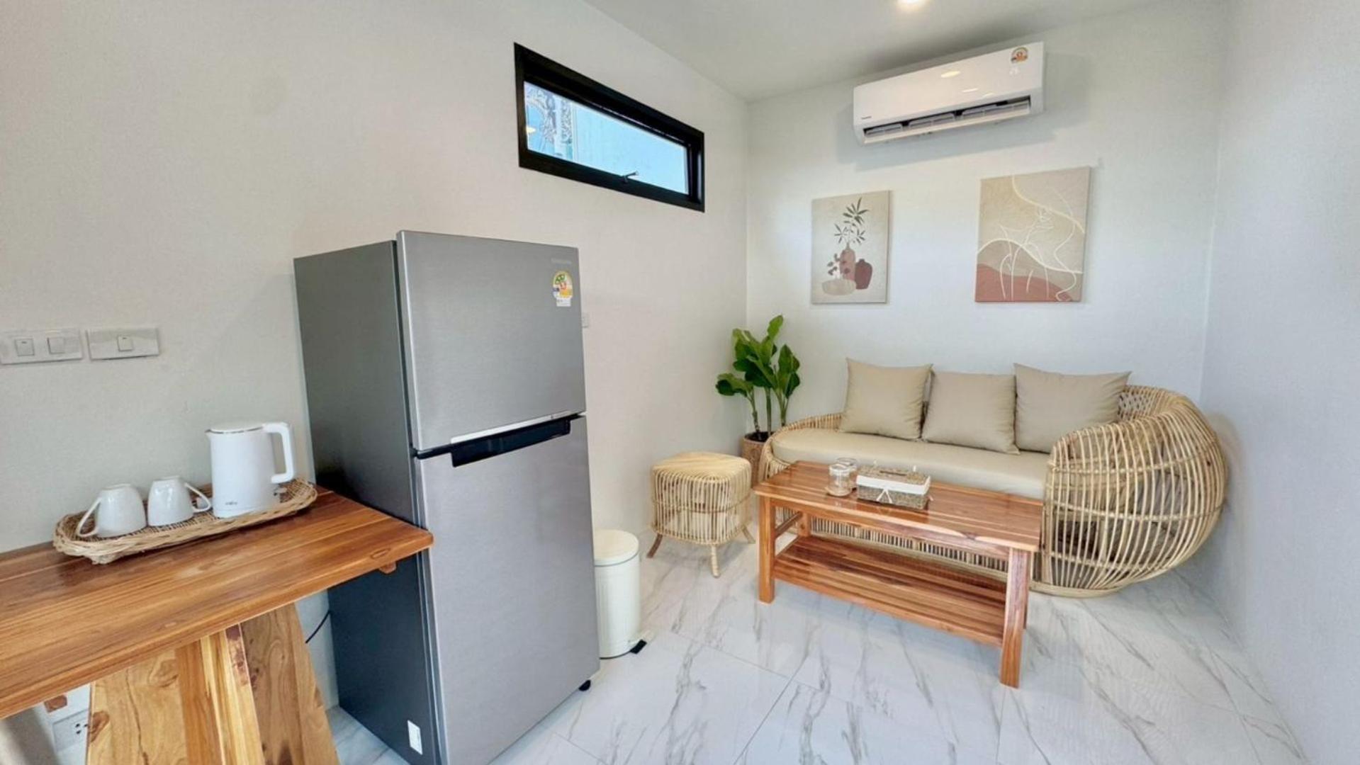Ubox Samui Hostel - Chaweng Beach Exterior photo